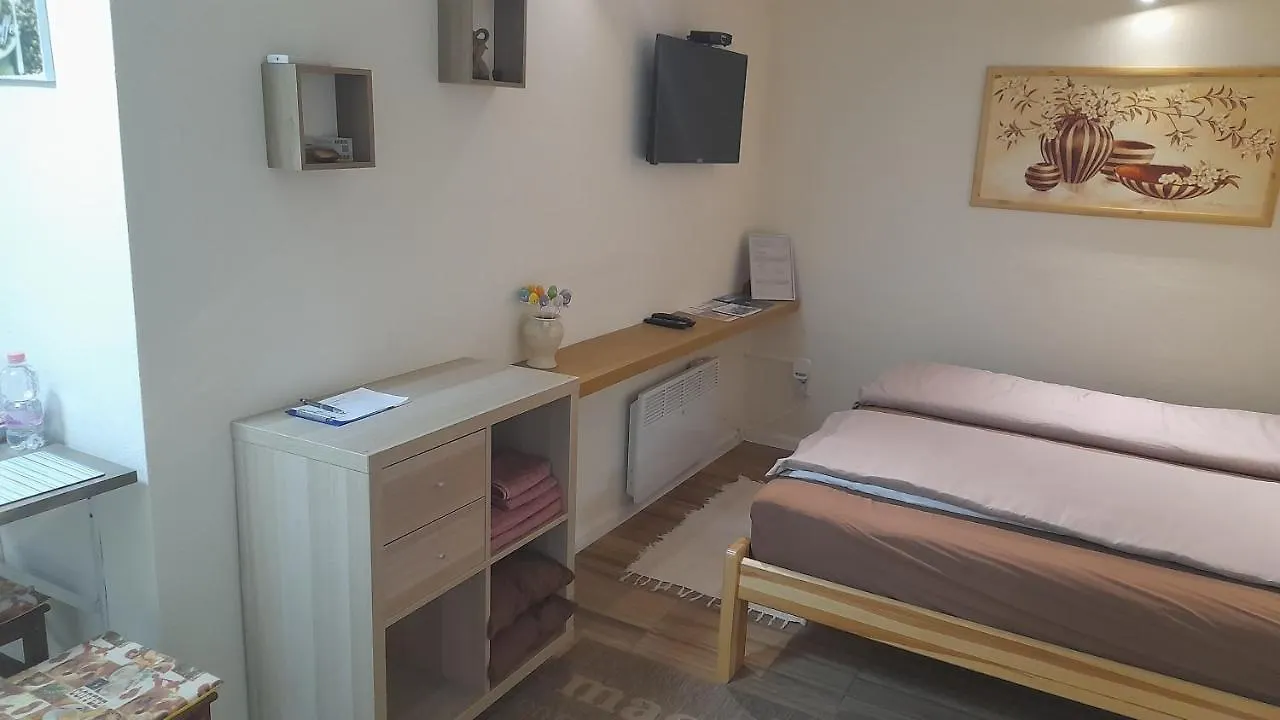 Magnolia Apartman Eger