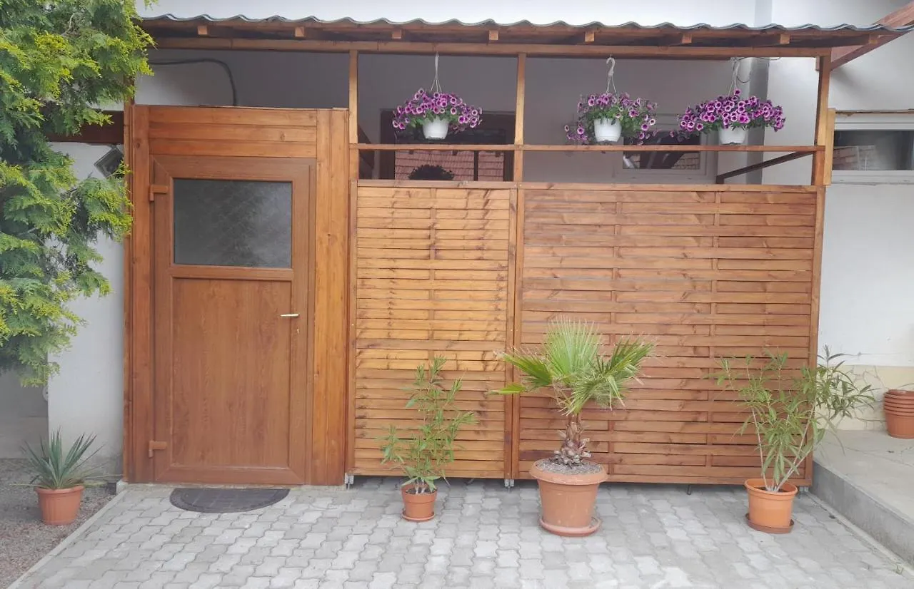 Apartment Magnolia Apartman Eger Hungary