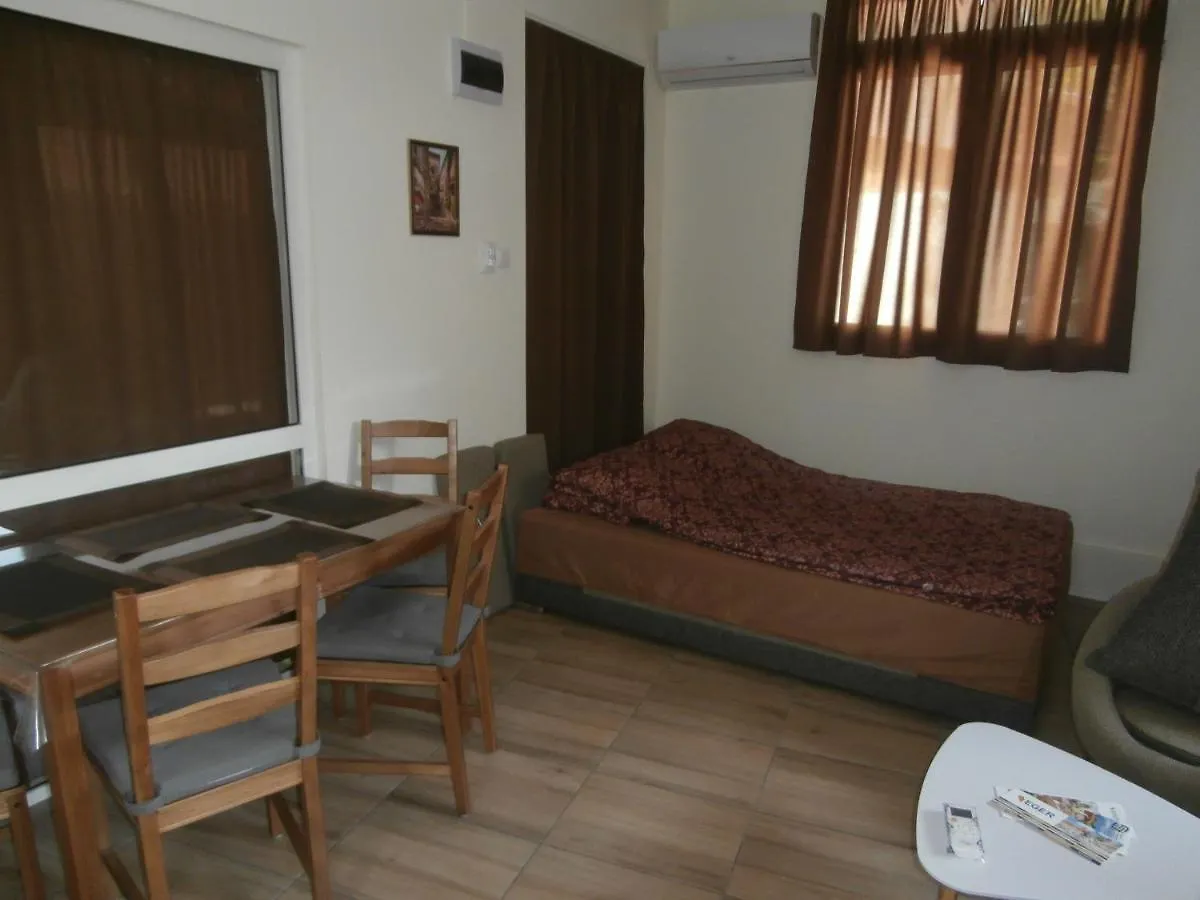 דירה אגר Magnolia Apartman הונגריה