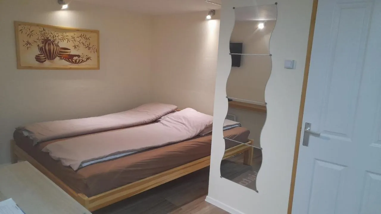 Magnolia Apartman Eger